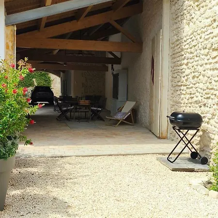 La Grange De *
