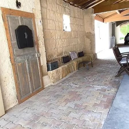 La Grange De *